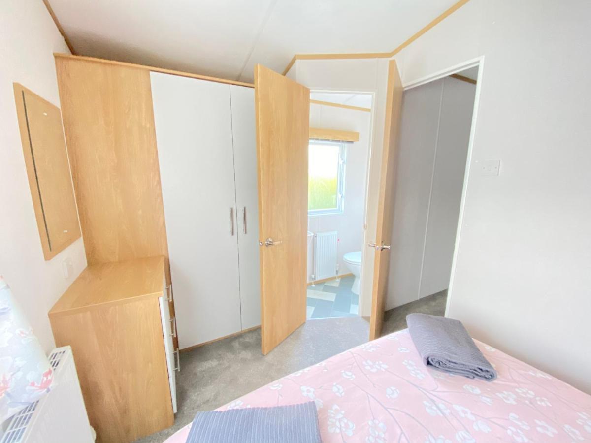 Squirrels Nest - Hot Tub - Pet Friendly Βίλα South Cerney Εξωτερικό φωτογραφία