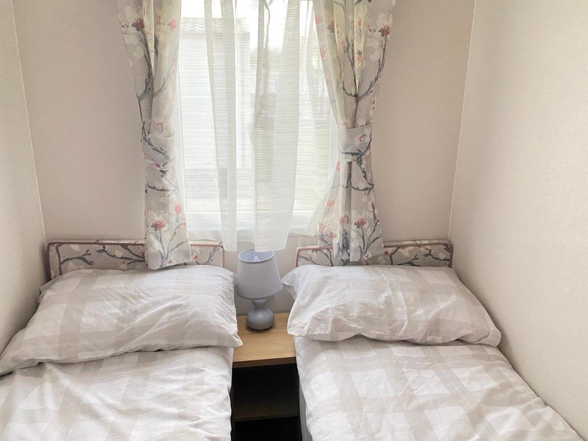 Squirrels Nest - Hot Tub - Pet Friendly Βίλα South Cerney Εξωτερικό φωτογραφία