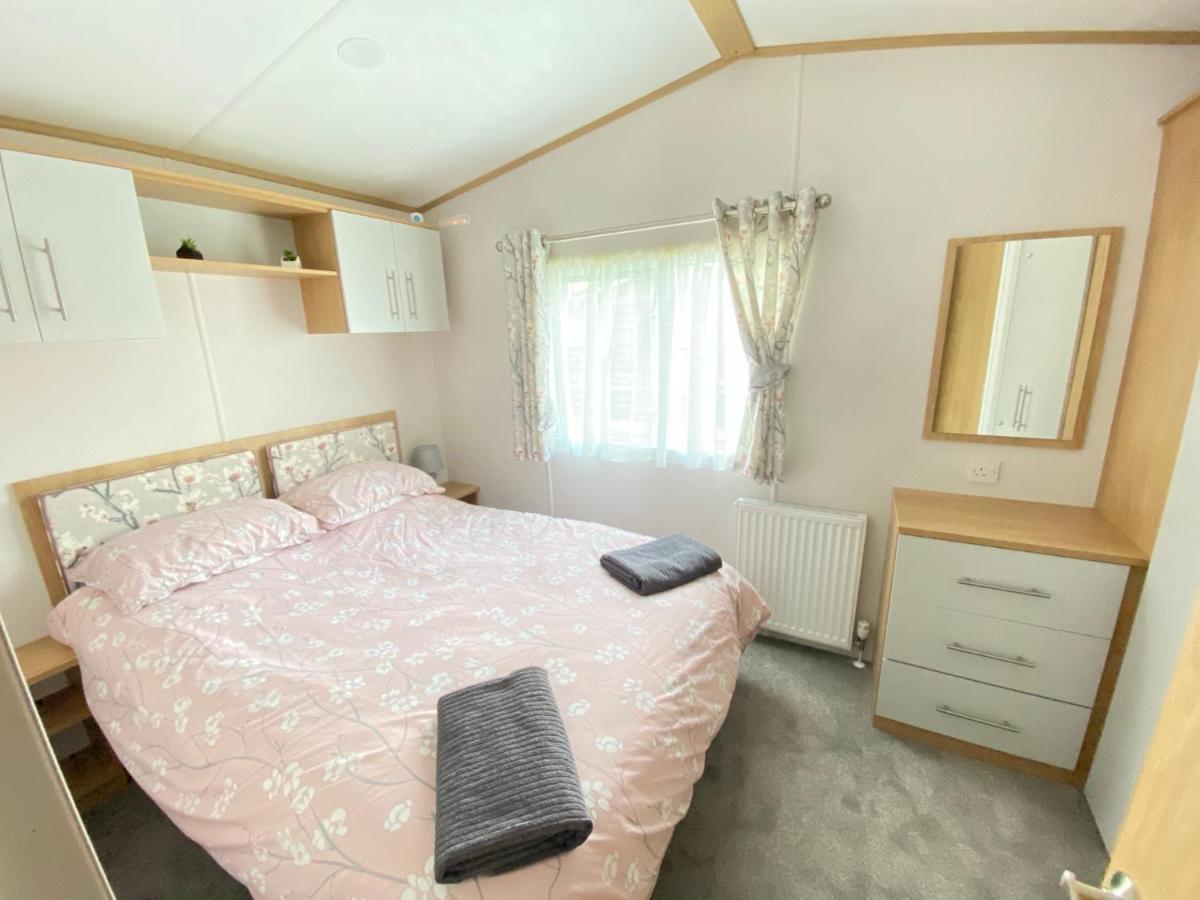 Squirrels Nest - Hot Tub - Pet Friendly Βίλα South Cerney Εξωτερικό φωτογραφία